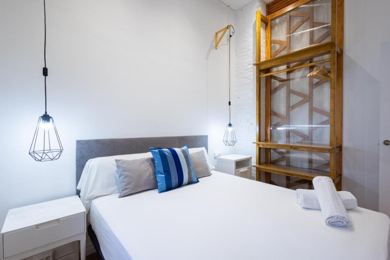 Florit Flats - The Vella Apartment Valencia Exterior foto